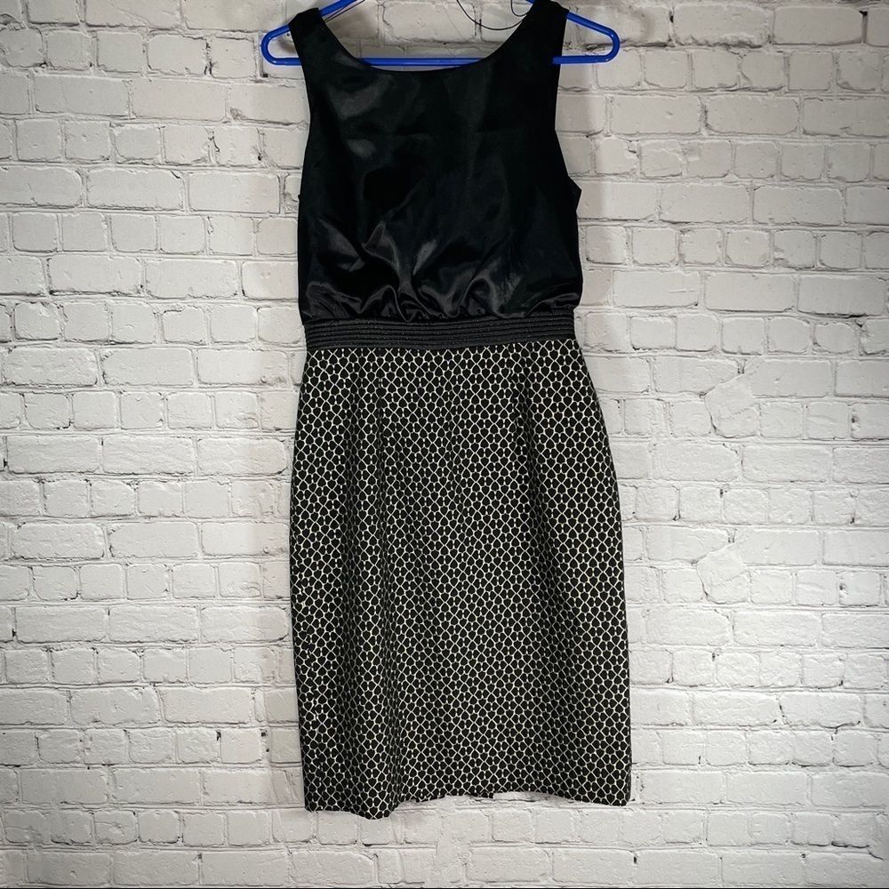 Adrianna Papell Cocktail Dress Ladies Size 4